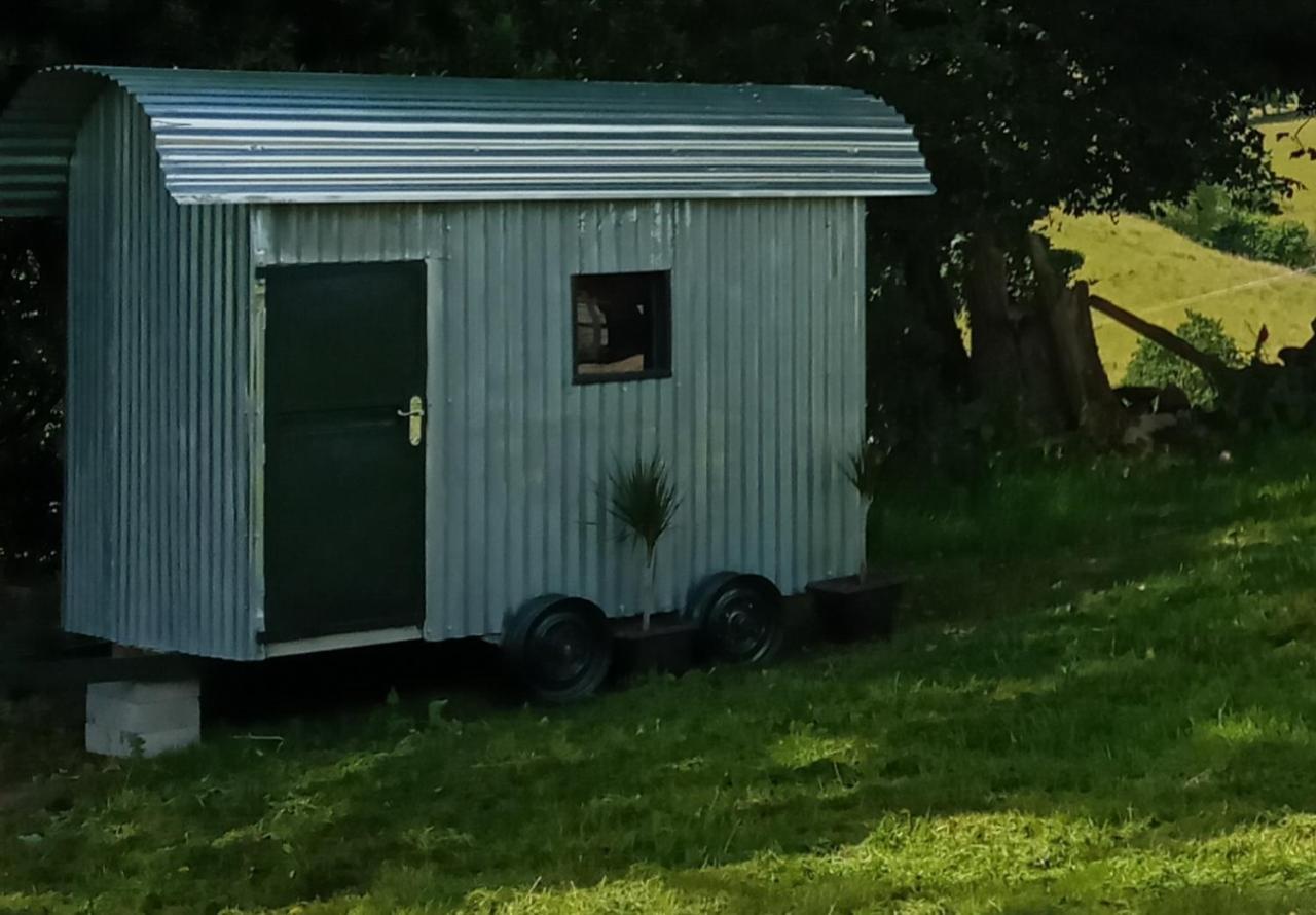 Orchard Meadow Shepherd Huts Leek-Buxton-Ashbourne Upper Elkstone Zewnętrze zdjęcie